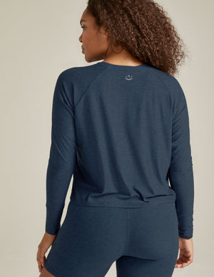 blue long sleeve crew neck top
